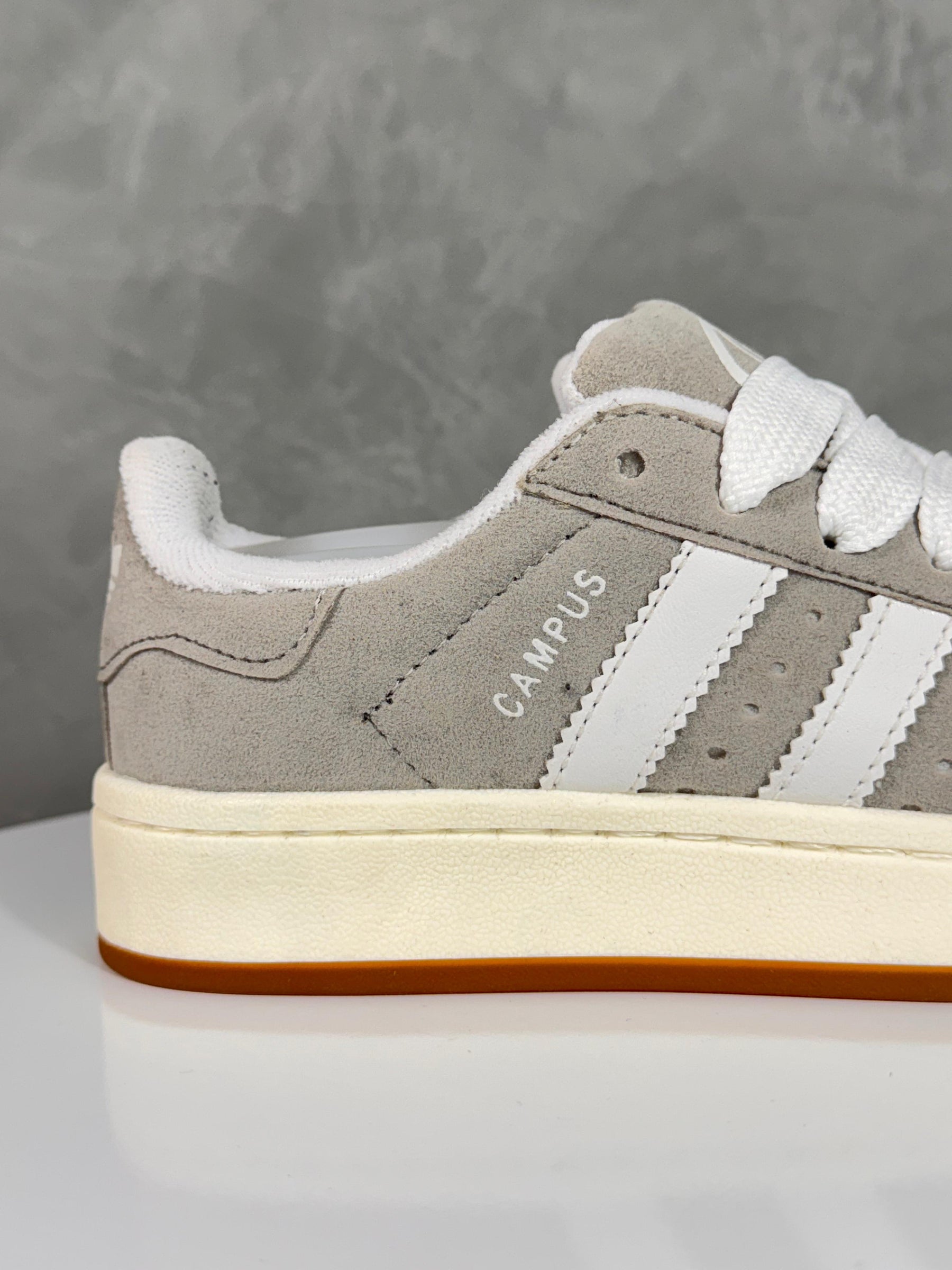 Tênis Unissex Campus Premium