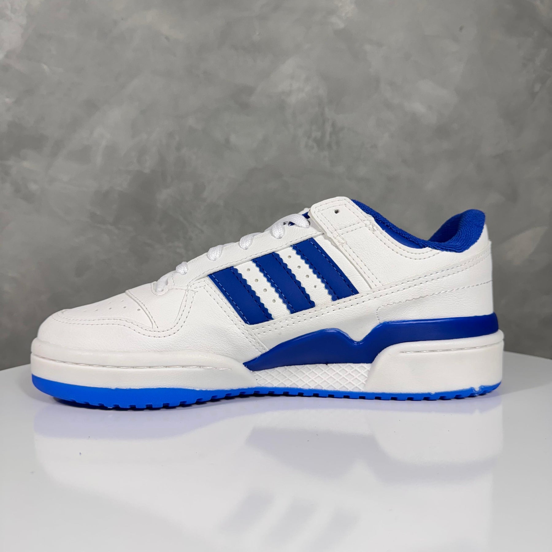 Tênis Unissex Forum Premium