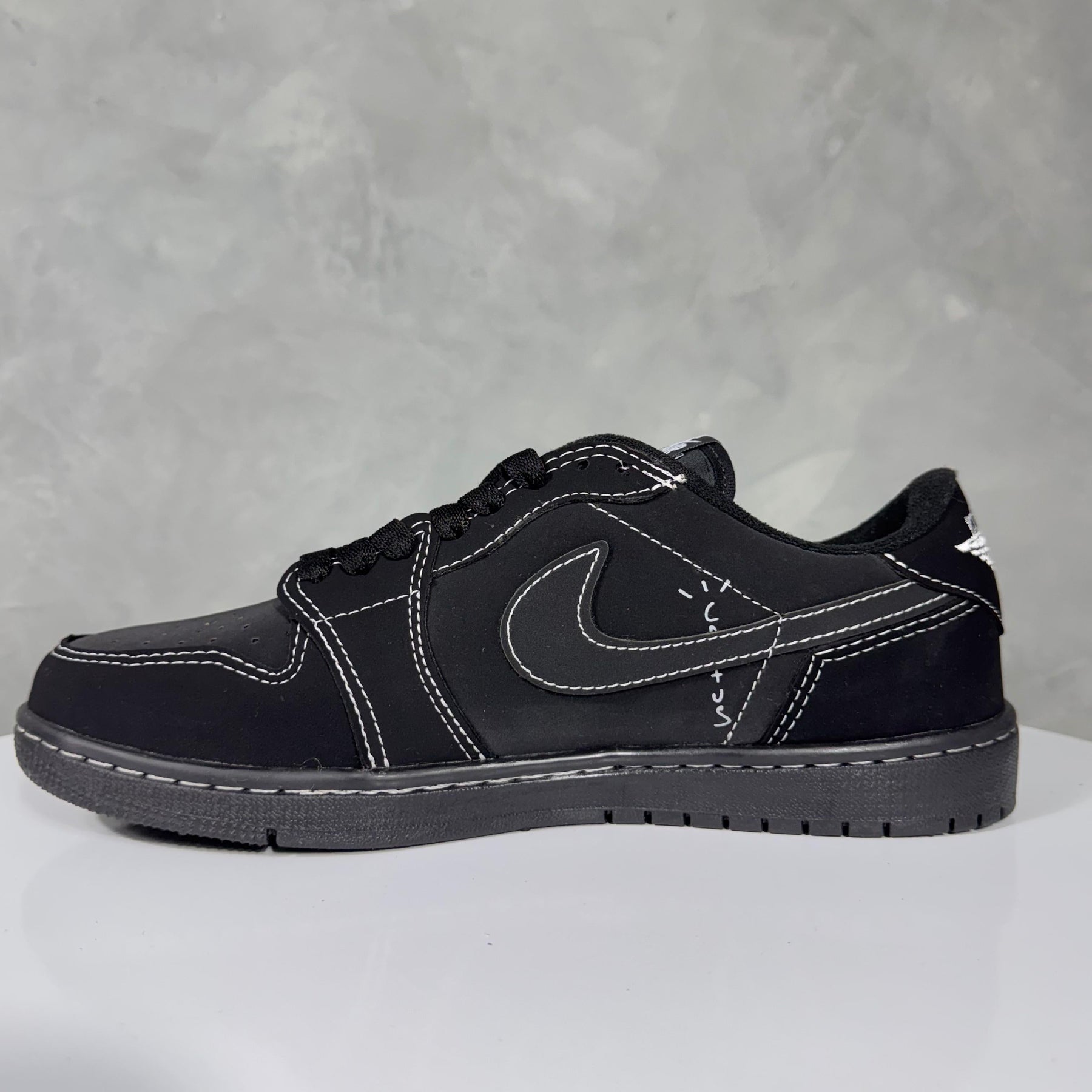 Tênis Masculino Travis Scott x Jordan Black Phantom Premium