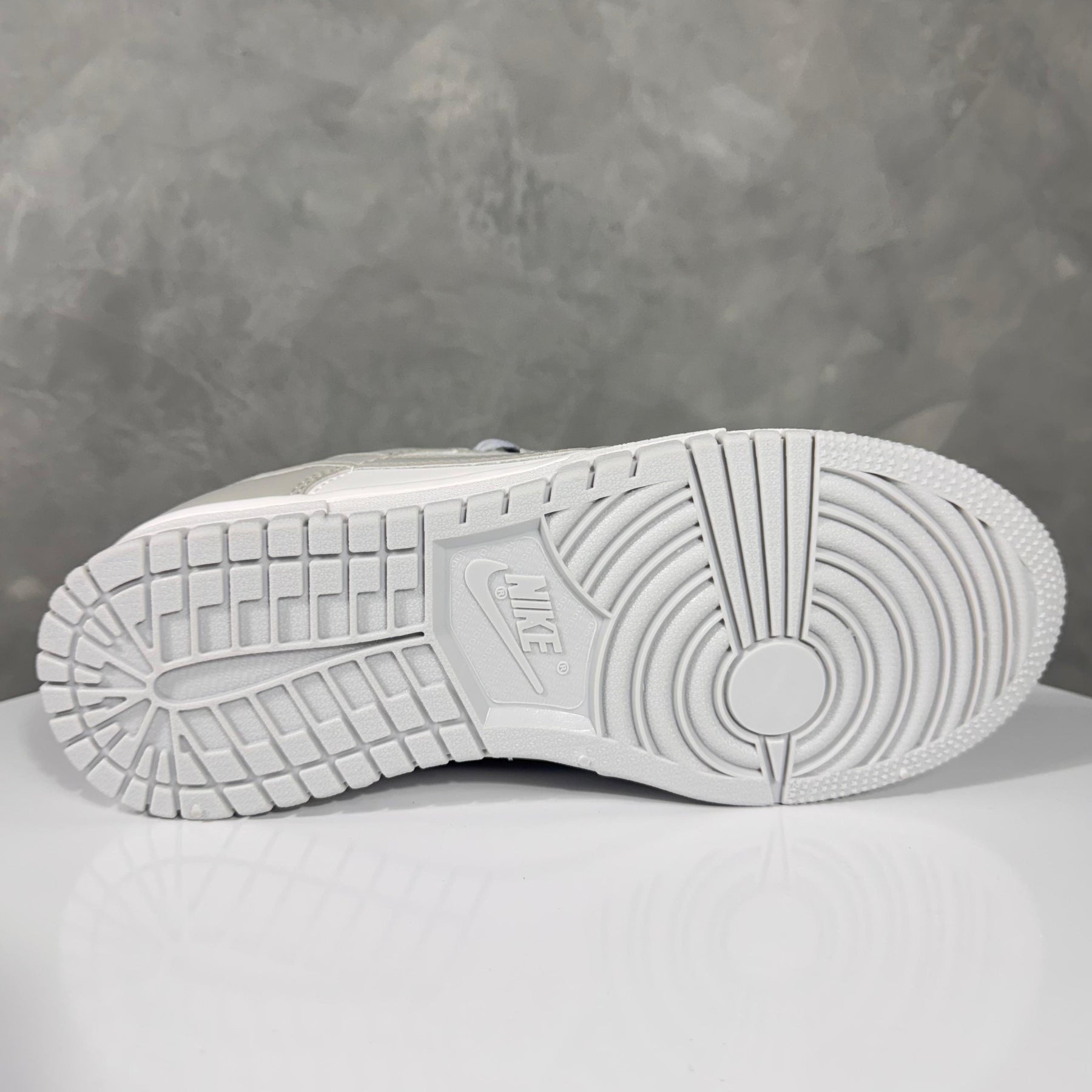 Tênis Unissex Dunk Cinza Premium