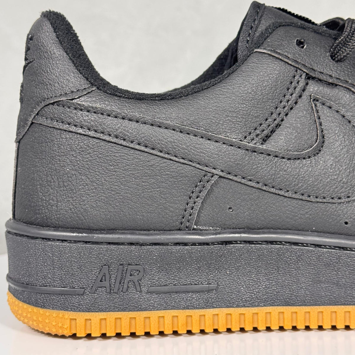 Tênis Masculino AF1 Preto/Caramelo Premium